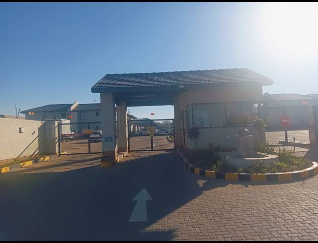 2 BEDROOM SECTIONAL TITLE FOR SALE IN BENONI NORTH